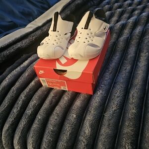 Nike Kids White and Black Slip-On Sneakers